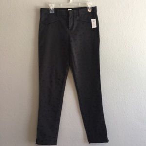 Gap sz 6 Tall Long skinny ankle star black pants